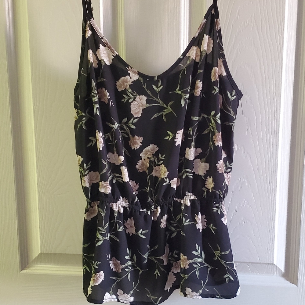 Floral top